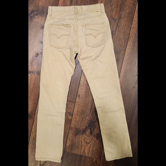 Khaki Levi's Jeans - Picture 9 of 14